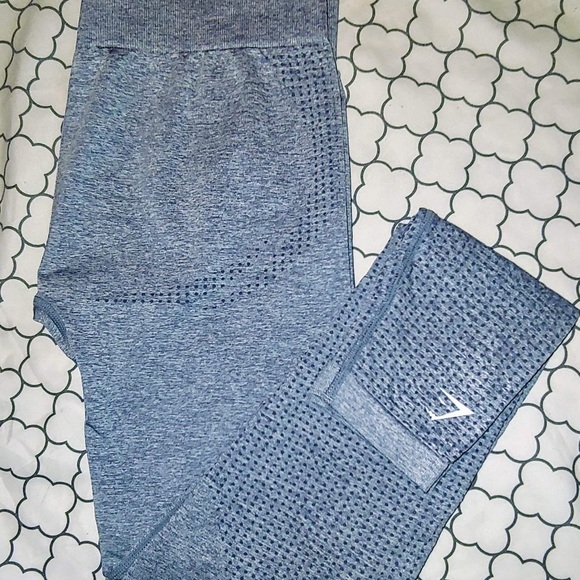 SOLD!!!! Gymshark xs/small vitals - Picture 3 of 3